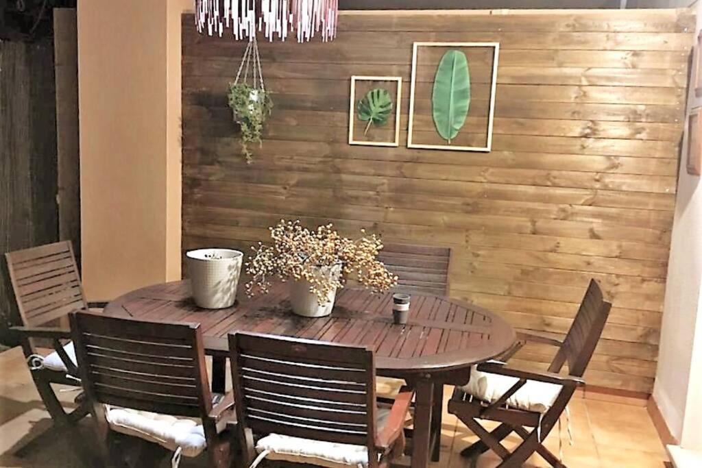 Chill Out Ground Floor Apartm +private Garden+wifi *