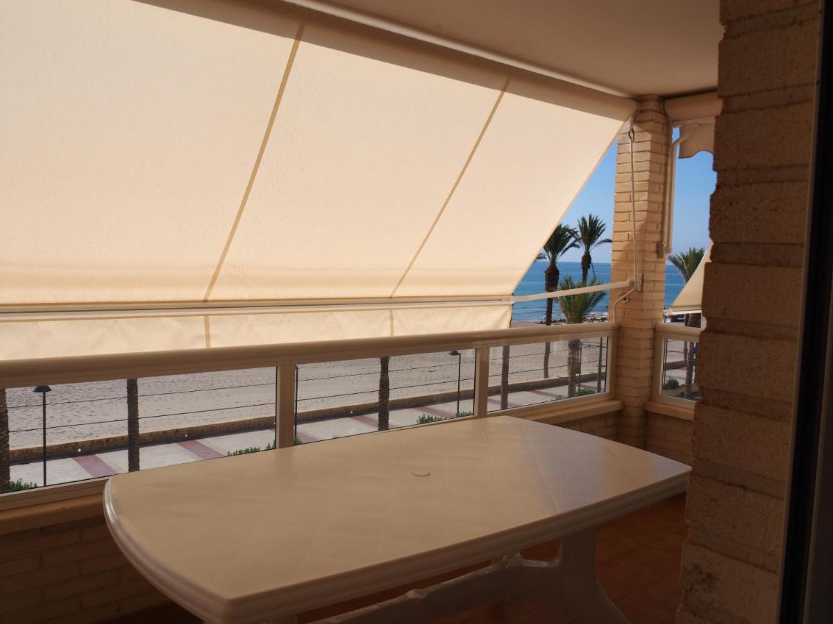 Amplio En Primera Linea De Playa Apartment *