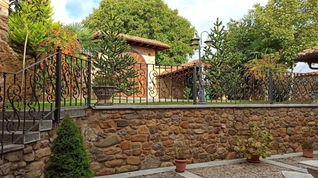 Palacio Del Conde De Rebolledo Villaviciosa de la Ribera