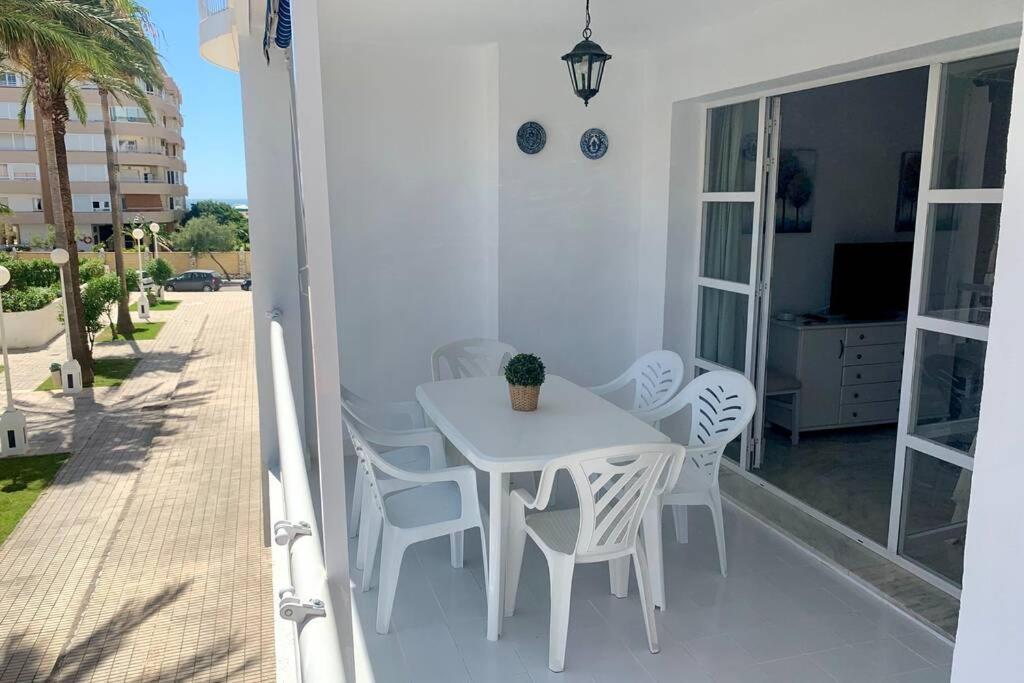 Apartamento Amplio Junto Al Mar Fuengirola