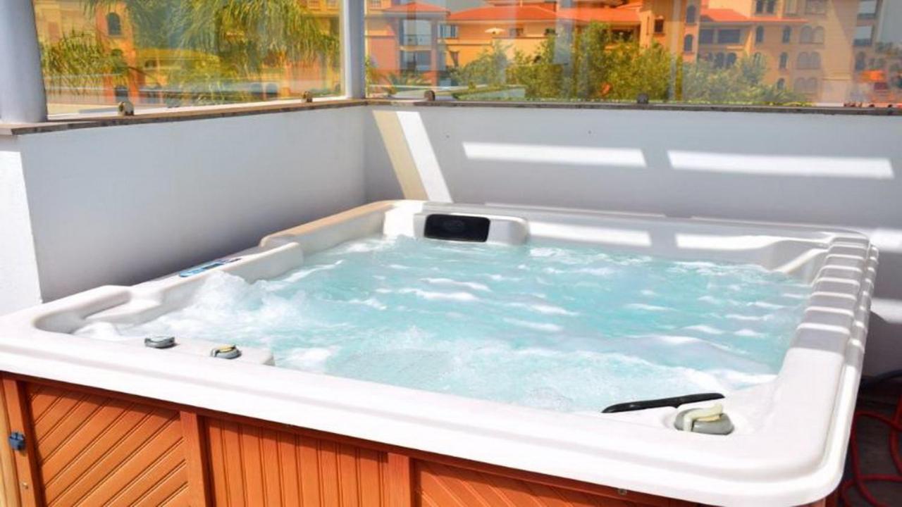 Exclusive In Bahia Del Duque * Costa Adeje (Tenerife)