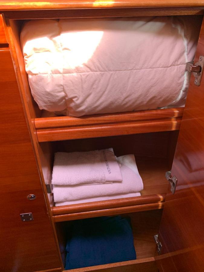 Barco Puravida Hotel en barco
