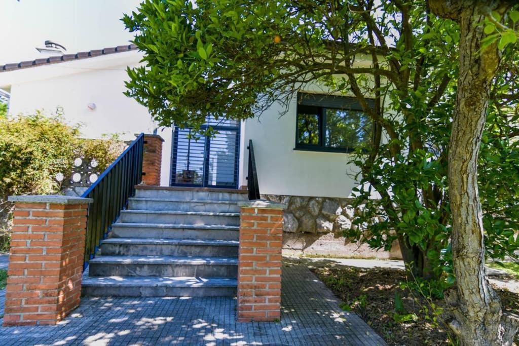 Сasa de vacaciones ¡nuevo! Espectacular Casa En La Playa De Berria Santoña