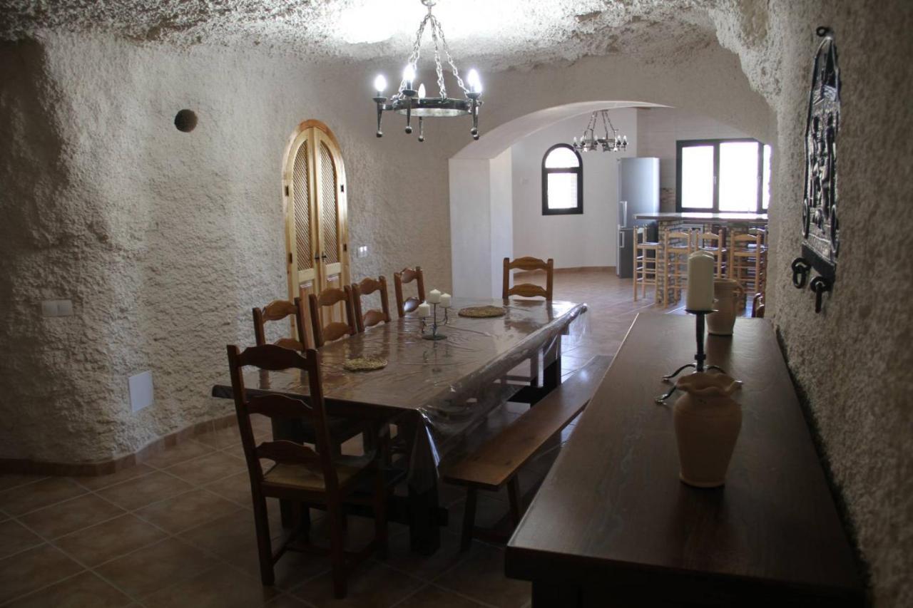 Cuevas Al Andalus - Solea *
