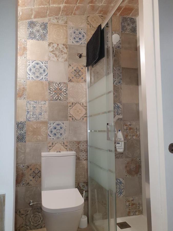 Habitación Independiente Con Baño Y Patio En Cremallera De Montserrat