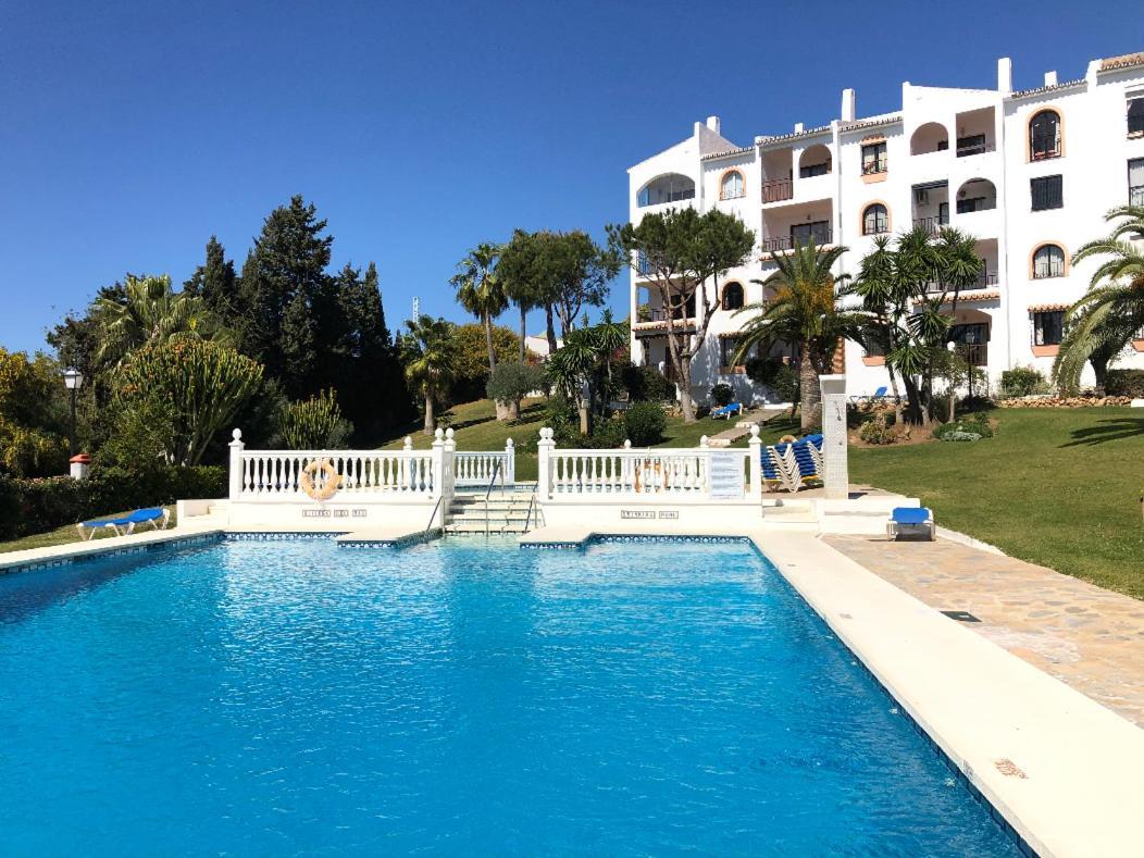 Paradise In Riviera By The Sea Apartment *