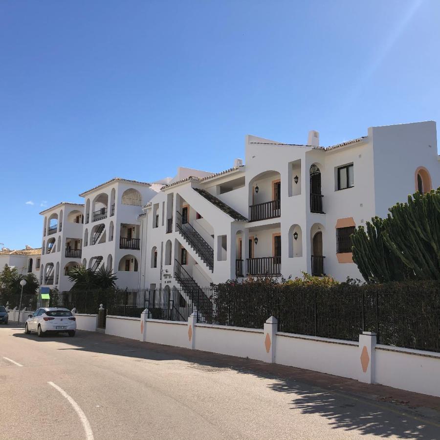 Paradise In Riviera By The Sea Apartment *