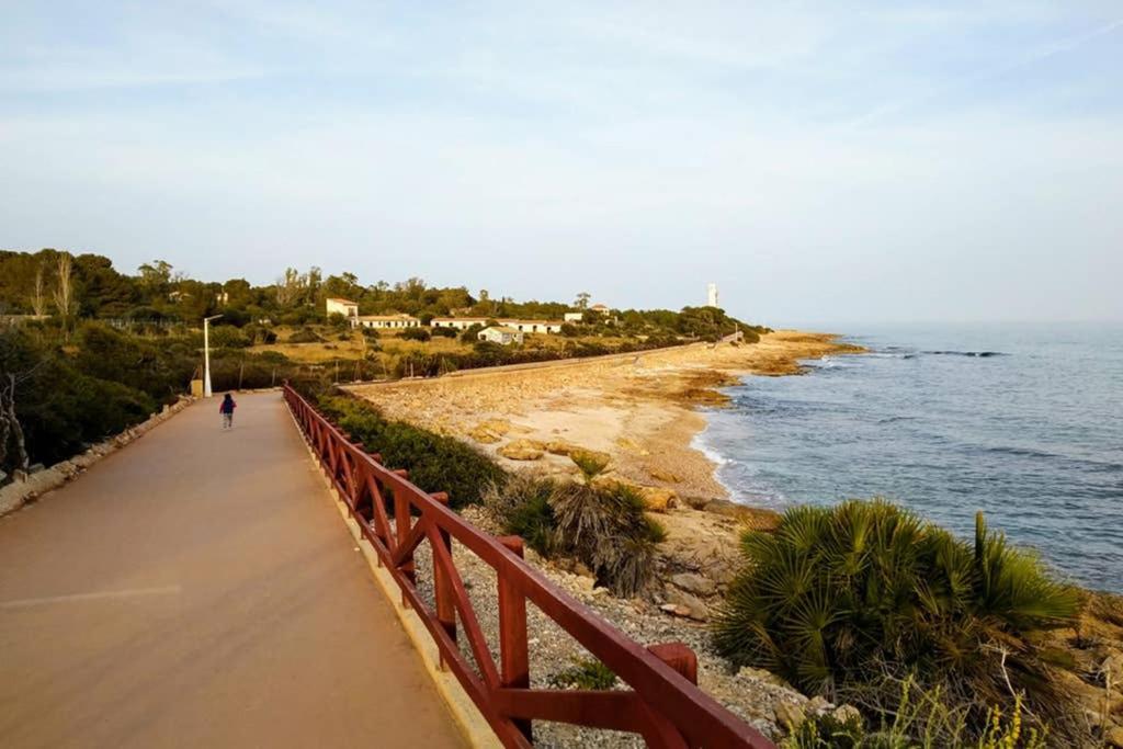 Casa A 5 Min De Cala Blanca [wi-fi Garaje Piscina] Alcossebre