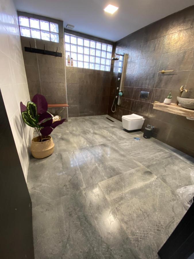 Villa Moderna Con Piscina Privada, Jardin Y Vista Al Mar *