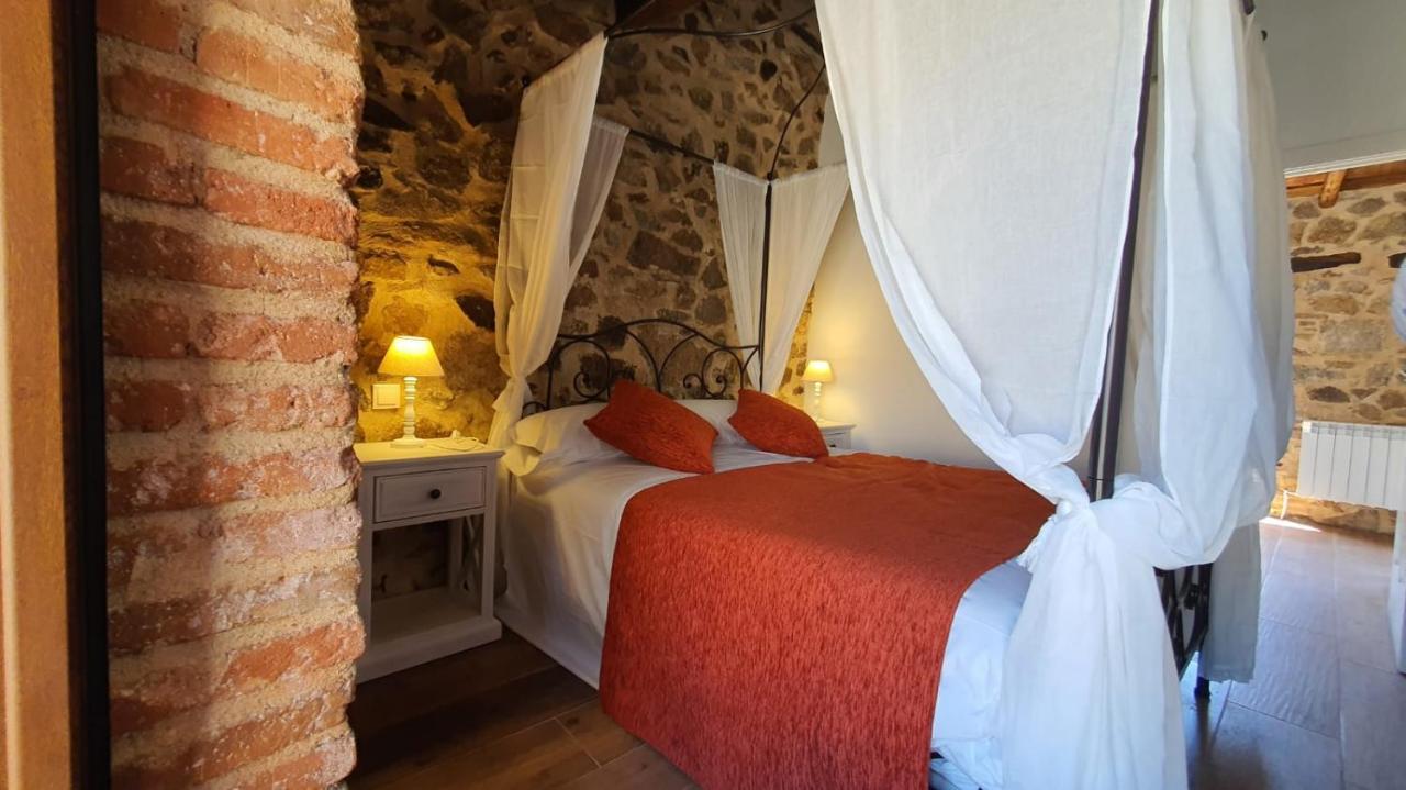 Casas Del Castillo, 2 *