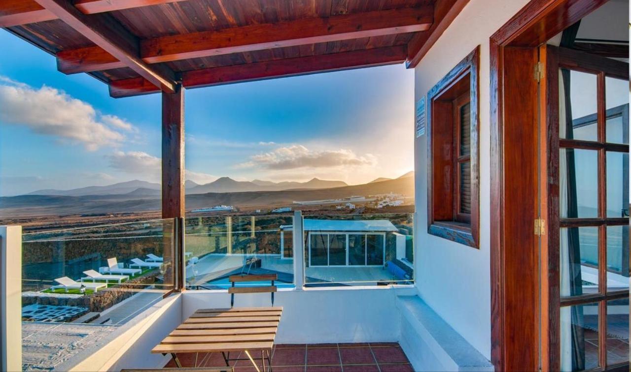 Villavistamar Villa Tias