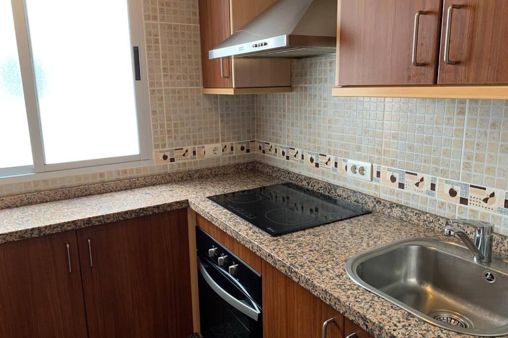 Cosy Two-bedroom In The Centre Of Apartment *