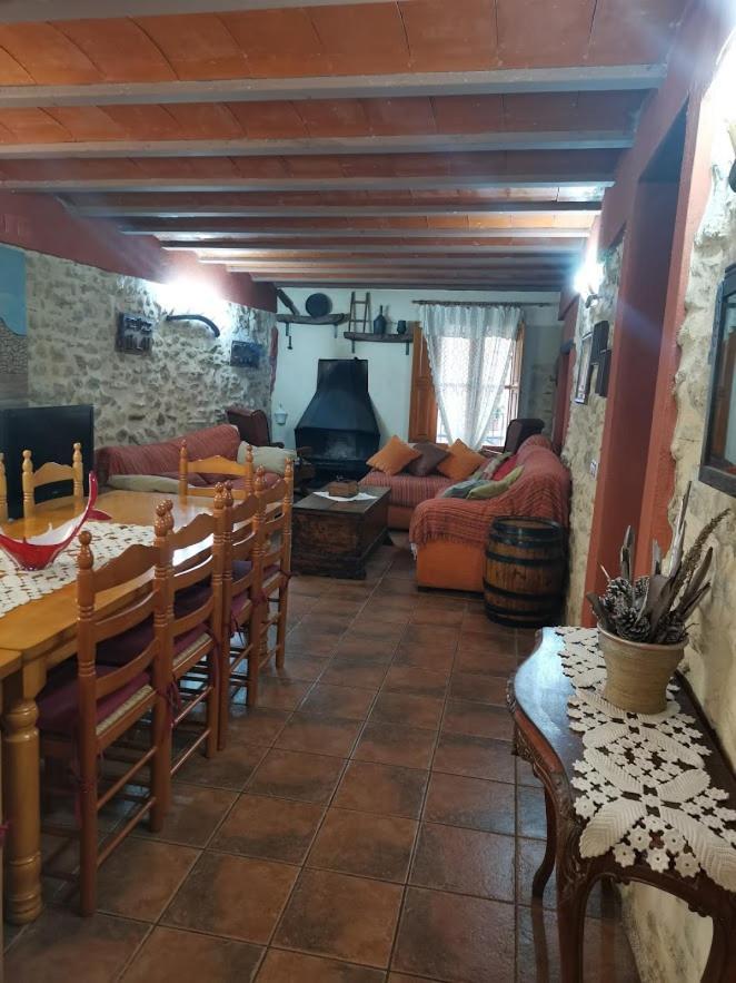 Holiday home Calaceit *