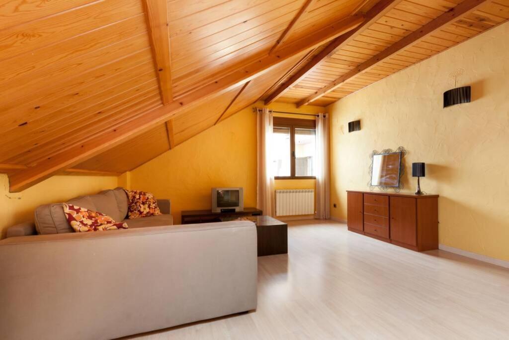 Apartamento 3 *