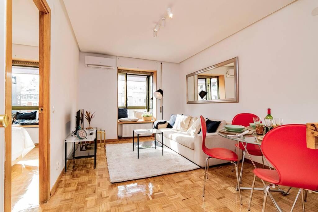 Apartment Maravilloso Plaza Pedro Zerolo - Gran Via, By Batuecas