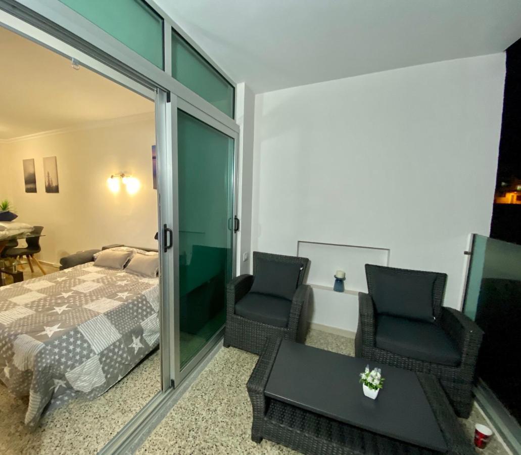Apartamento Frente Al Mar Con Gran Terraza Y Hermosas Vistas