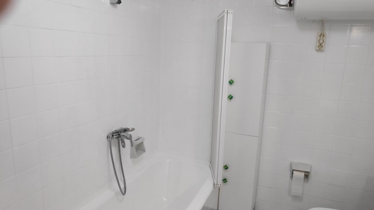 Centro De A Seis Minutos De La Playa Apartamento *