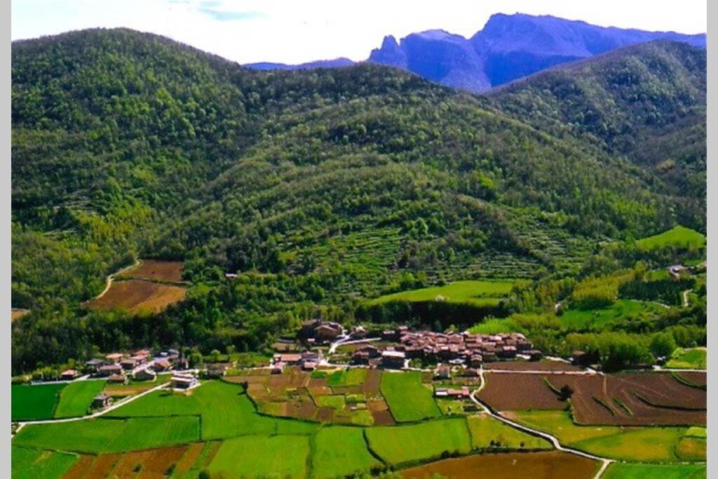 La Badenca. Masia Catalana Del S. Xvii * Riudaura