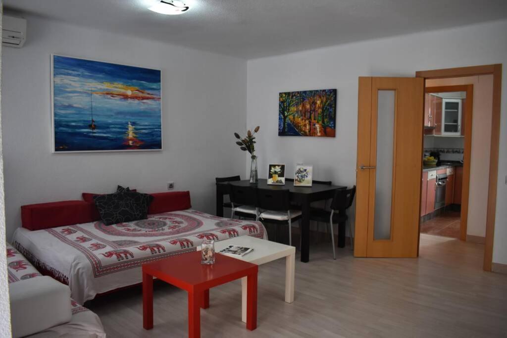 Comodo Y Acogedor Apto En Apartamento