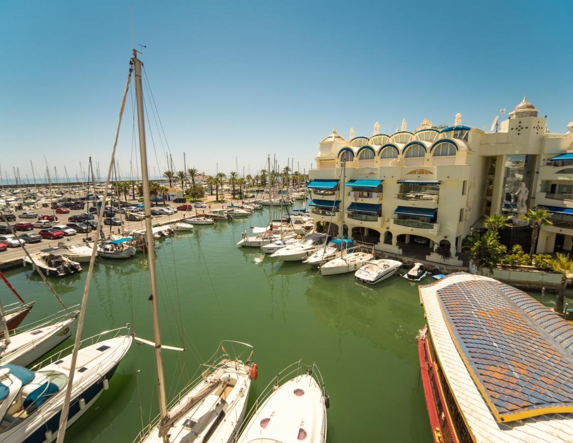 Ola Puerto Marina Apartamento *