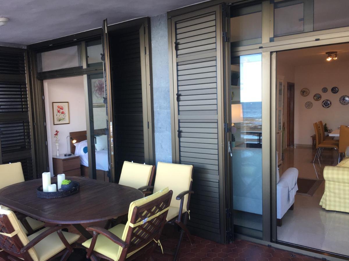 Apartment Front Line With Fantastic Terrace.