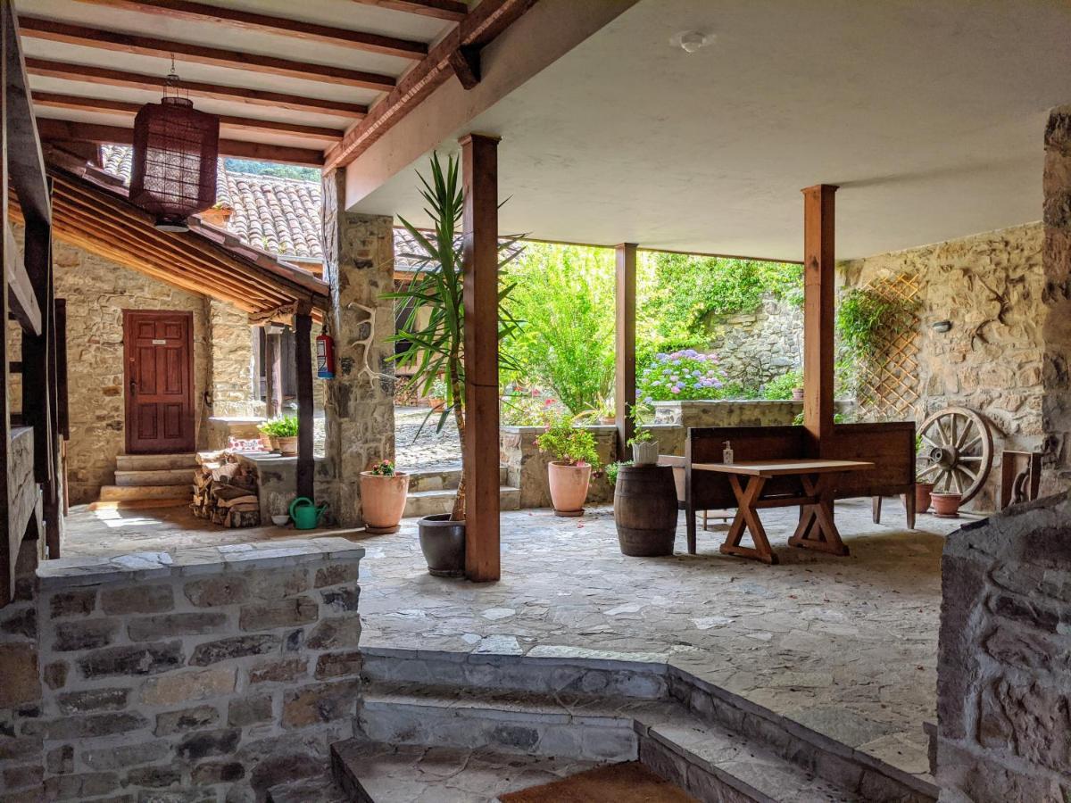 Olmares Terrace - Picos De Europa Apartamento Lomeña
