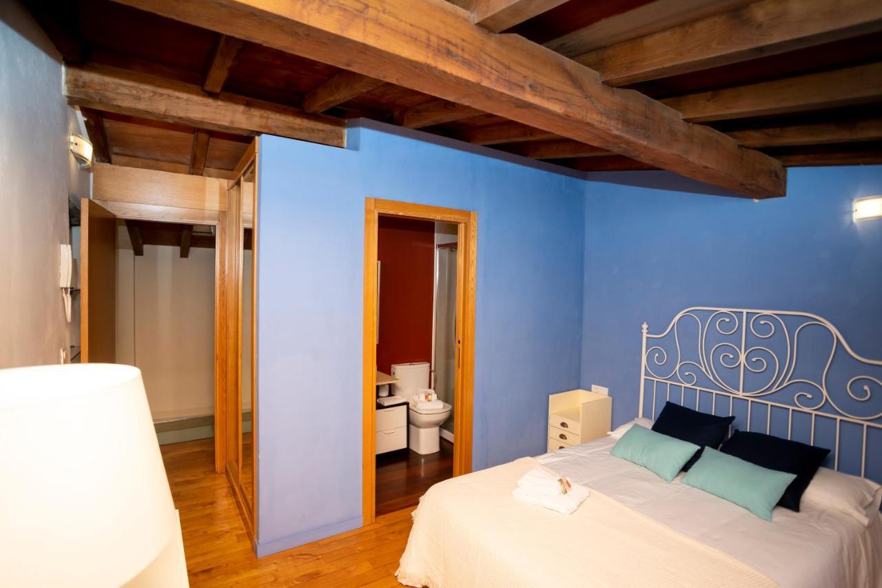Turistiqa - - Triplex Centro Ferrol
