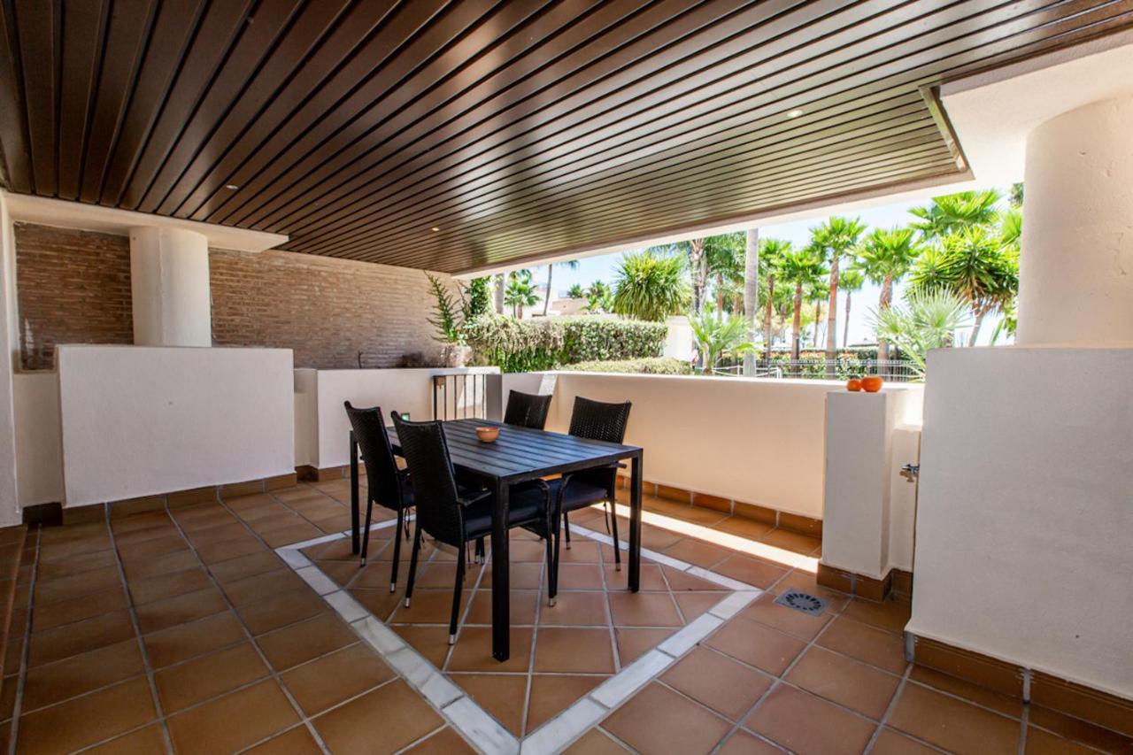 Frontline Luxe Apt In Bahia De La Plata Rdr214 Apartamento Estepona