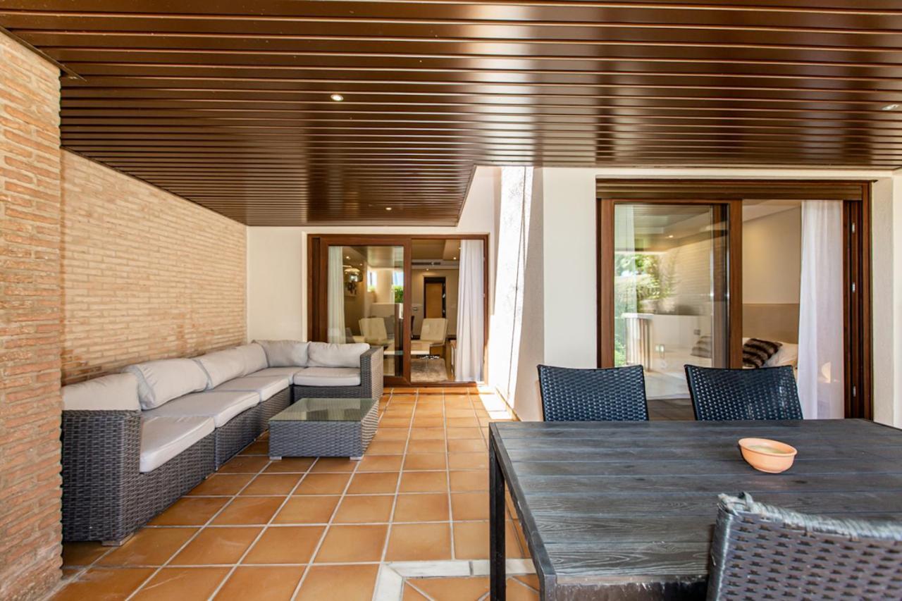 Frontline Luxe Apt In Bahia De La Plata Rdr214 Apartamento Estepona