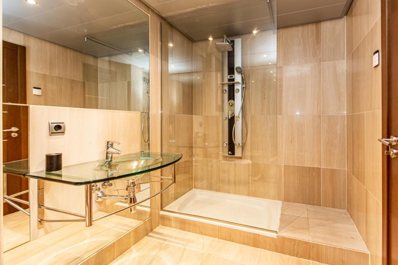 Apartamento Frontline Luxe Apt In Bahia De La Plata Rdr214 Estepona