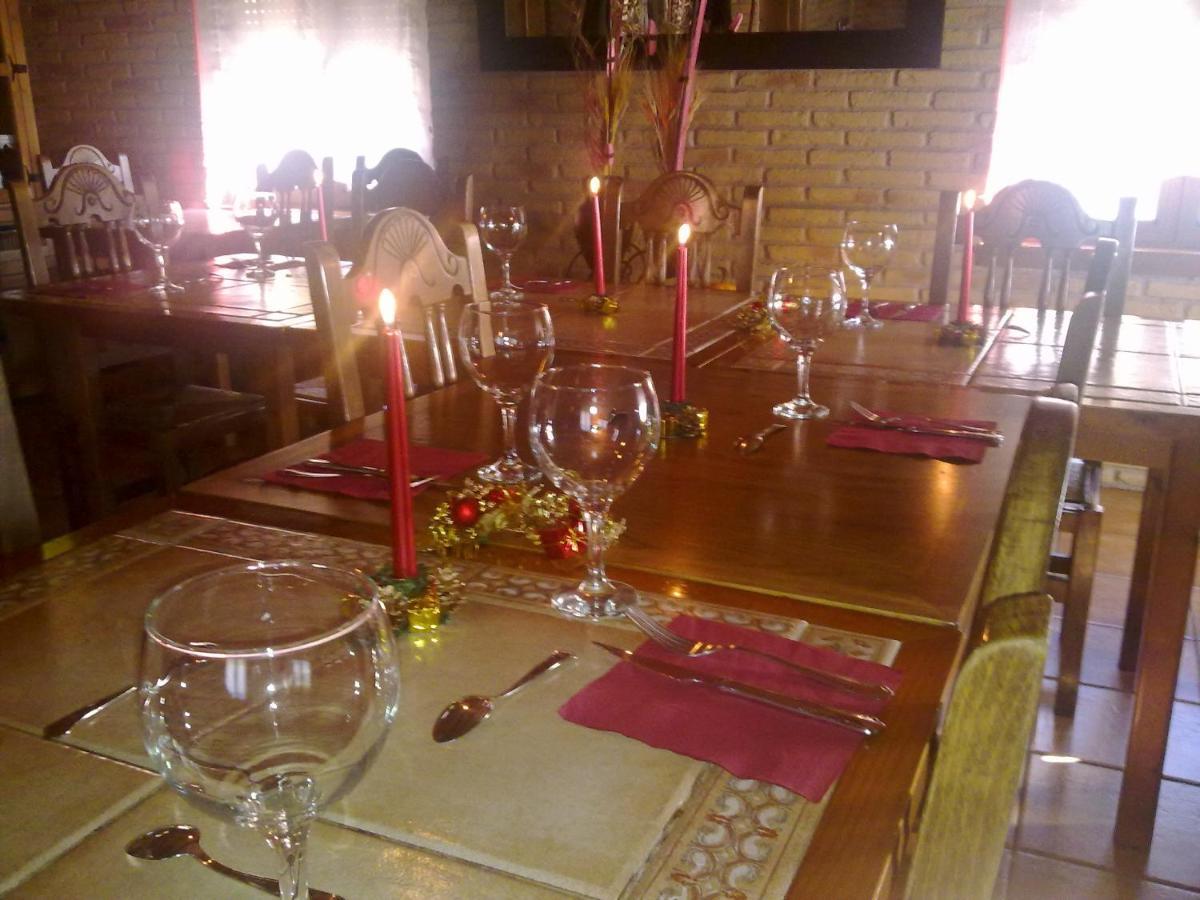 Casa Altobierzo, 9 Y 9 Banos Country house *