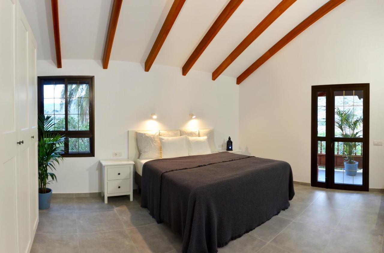 Villa - Unique With Heated Pool Fataga