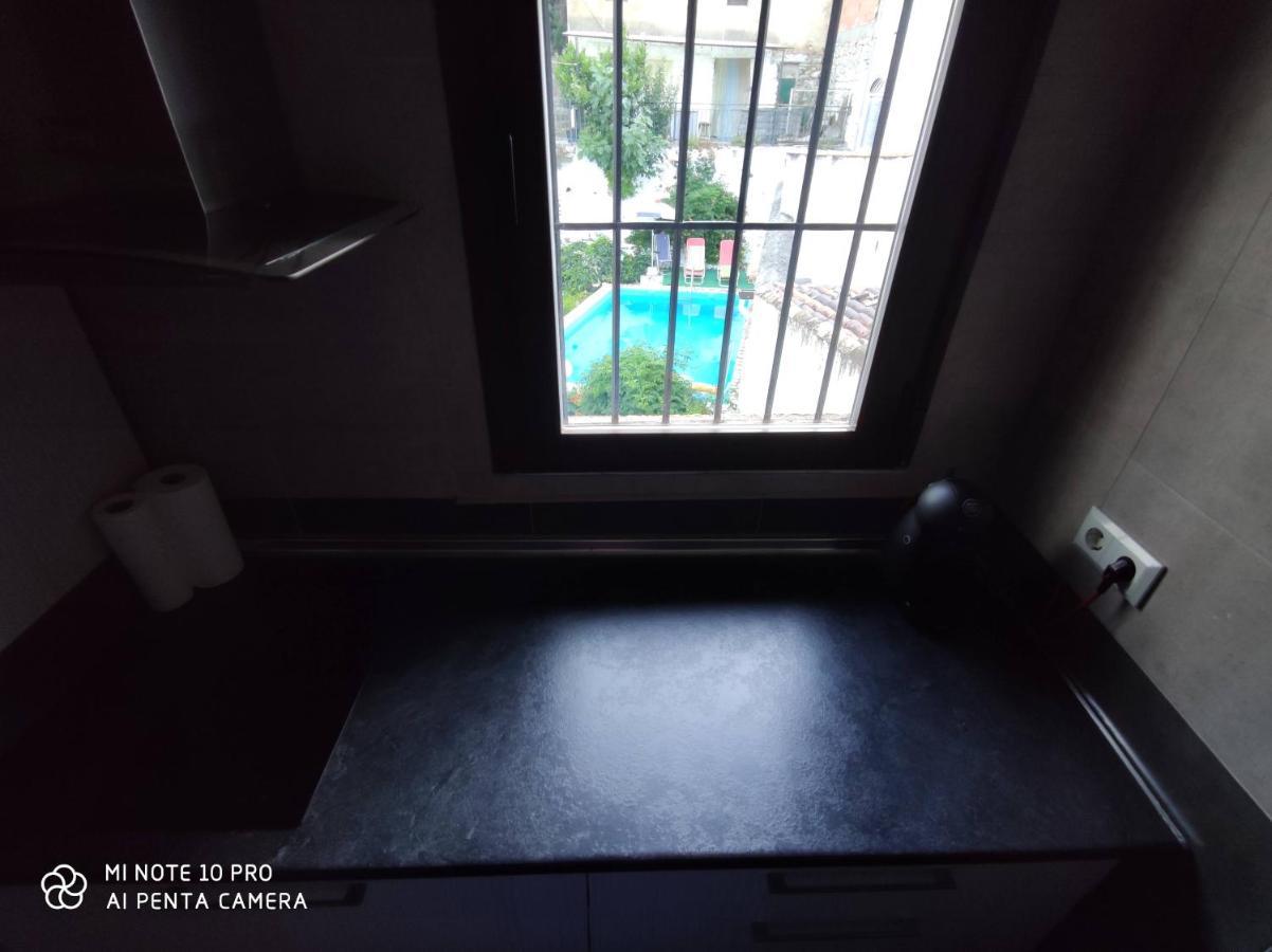 Vivienda En El Centro De * Güéjar Sierra