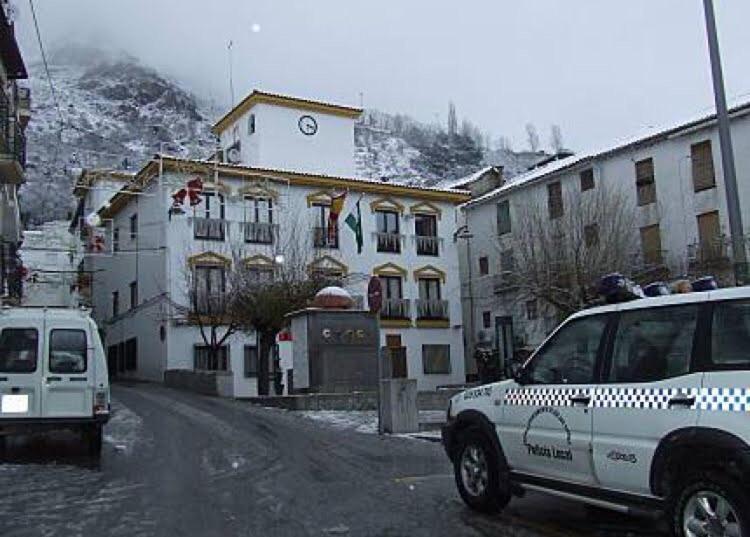 Vivienda En El Centro De Apartamento Güéjar Sierra