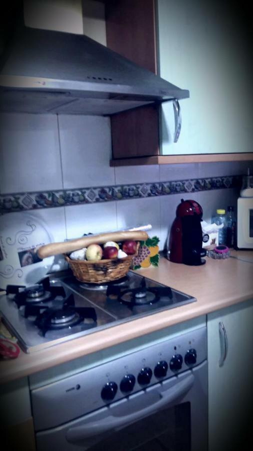 Homestay Doble,bano Privado,en Piso Particular,urbanizacion Completa Y Garage,en Albufereta,cerca Del Puerto,explanada Y Castillo De Alicante
