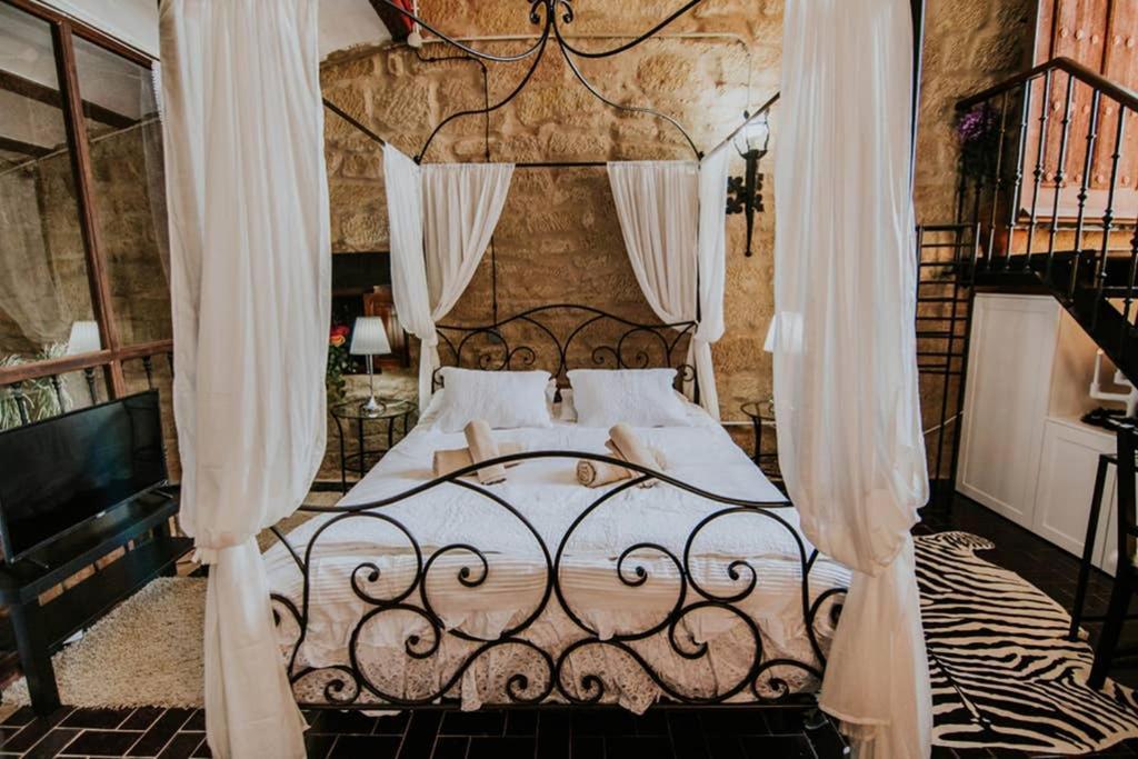 Durmiendo Reyes En La Rioja * Cihuri