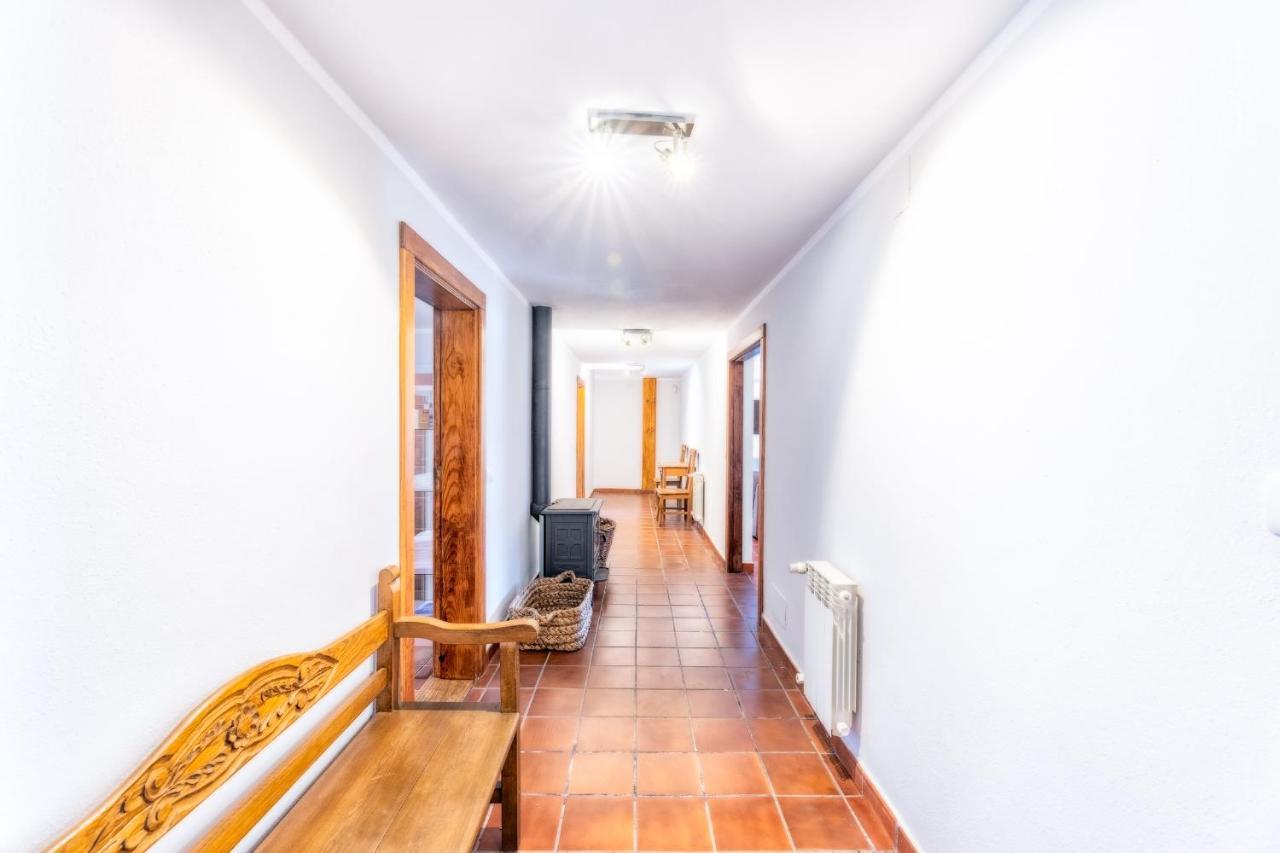 Montana Colorada Villa