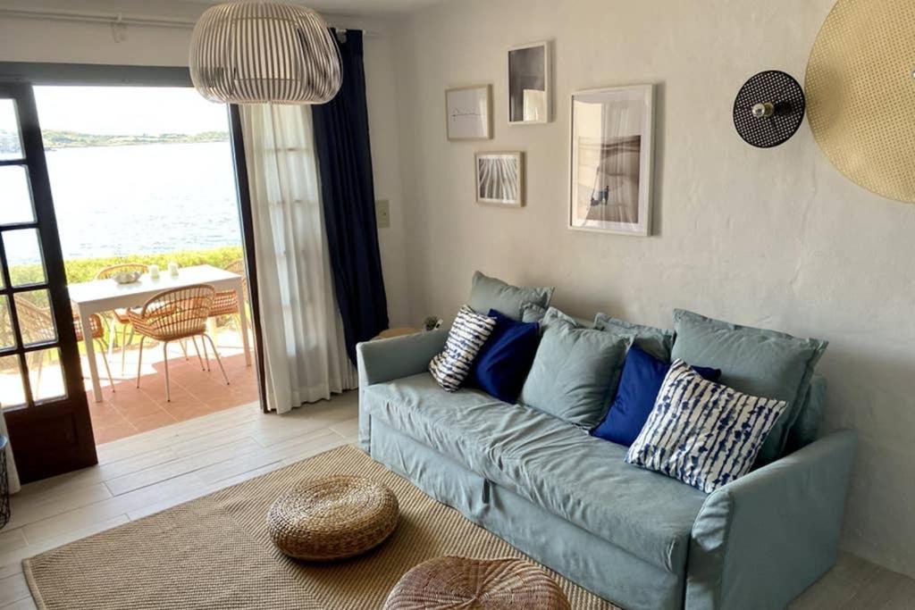 Miravent Terraza Y Jardin Frente Al Mar Menorca