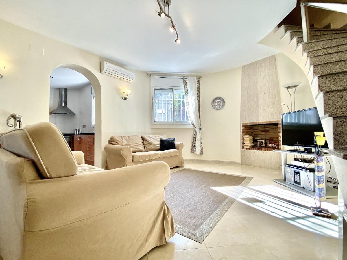 Villa Jacaranda Stunning 3bedroom With Air-conditioning & Private Swimming Pool *