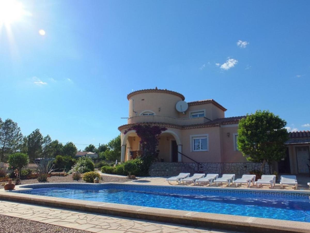 Villa Oasis 4bedroom With Air-conditioning & Large Private Swimming Pool L'Ametlla de Mar
