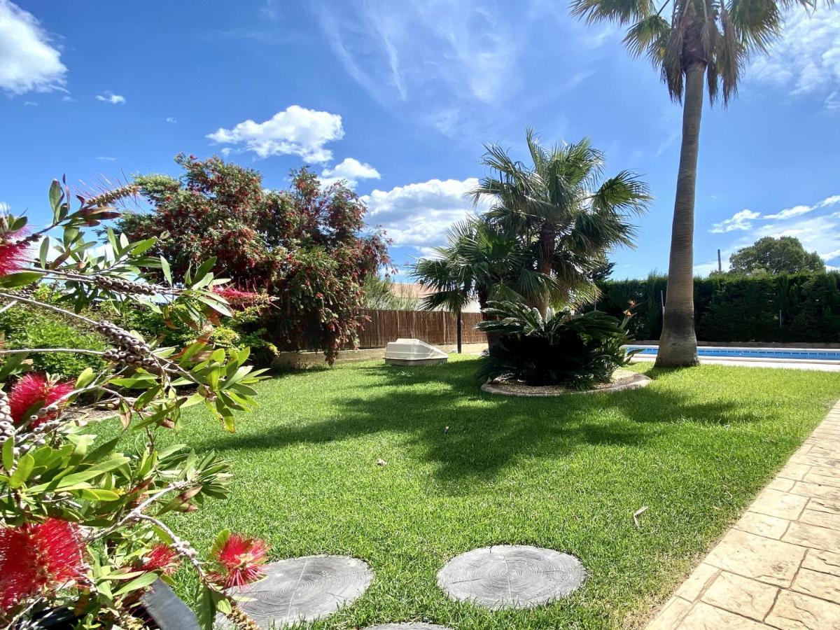Villa Martina 4 Bedroom With Air Conditioning & Private Swimming Pool Ideal For Families *