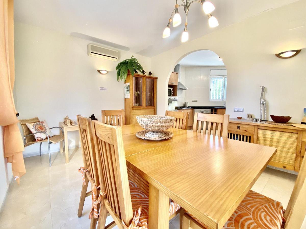 Jacaranda Stunning 3bedroom With Air-conditioning & Private Swimming Pool Villa L'Ametlla de Mar