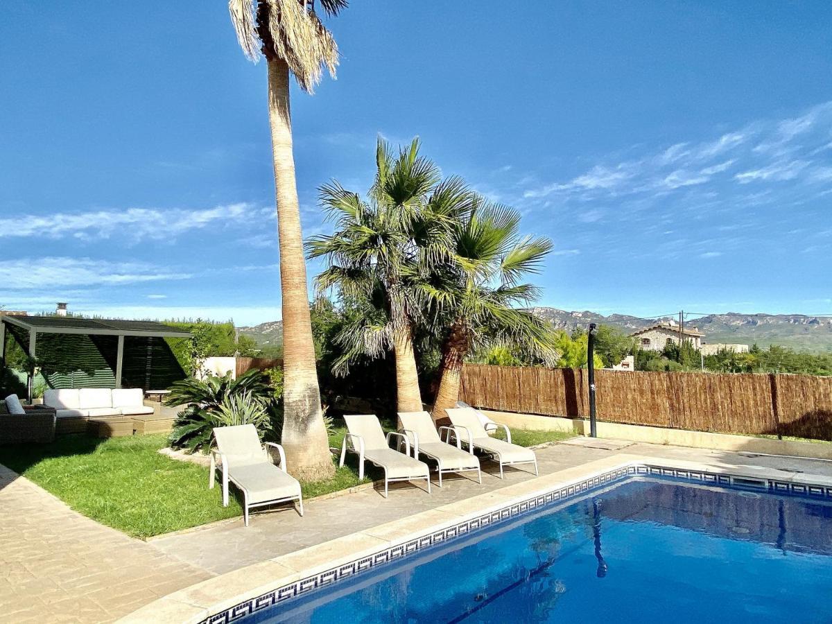 Martina 4 Bedroom With Air Conditioning & Private Swimming Pool Ideal For Families Villa