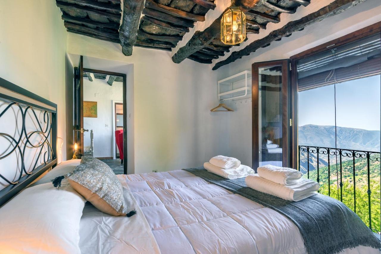 Casa De Arriba Holiday home *