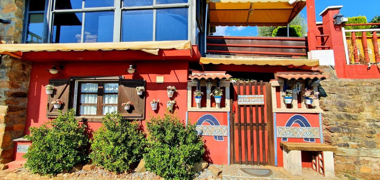 Chalet Santa Teresa - *