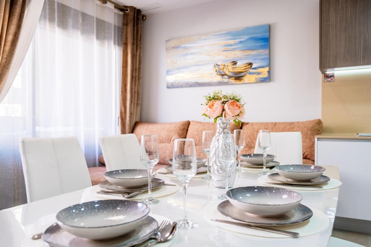 New 2020 Residencial Aqua -apartment Center *