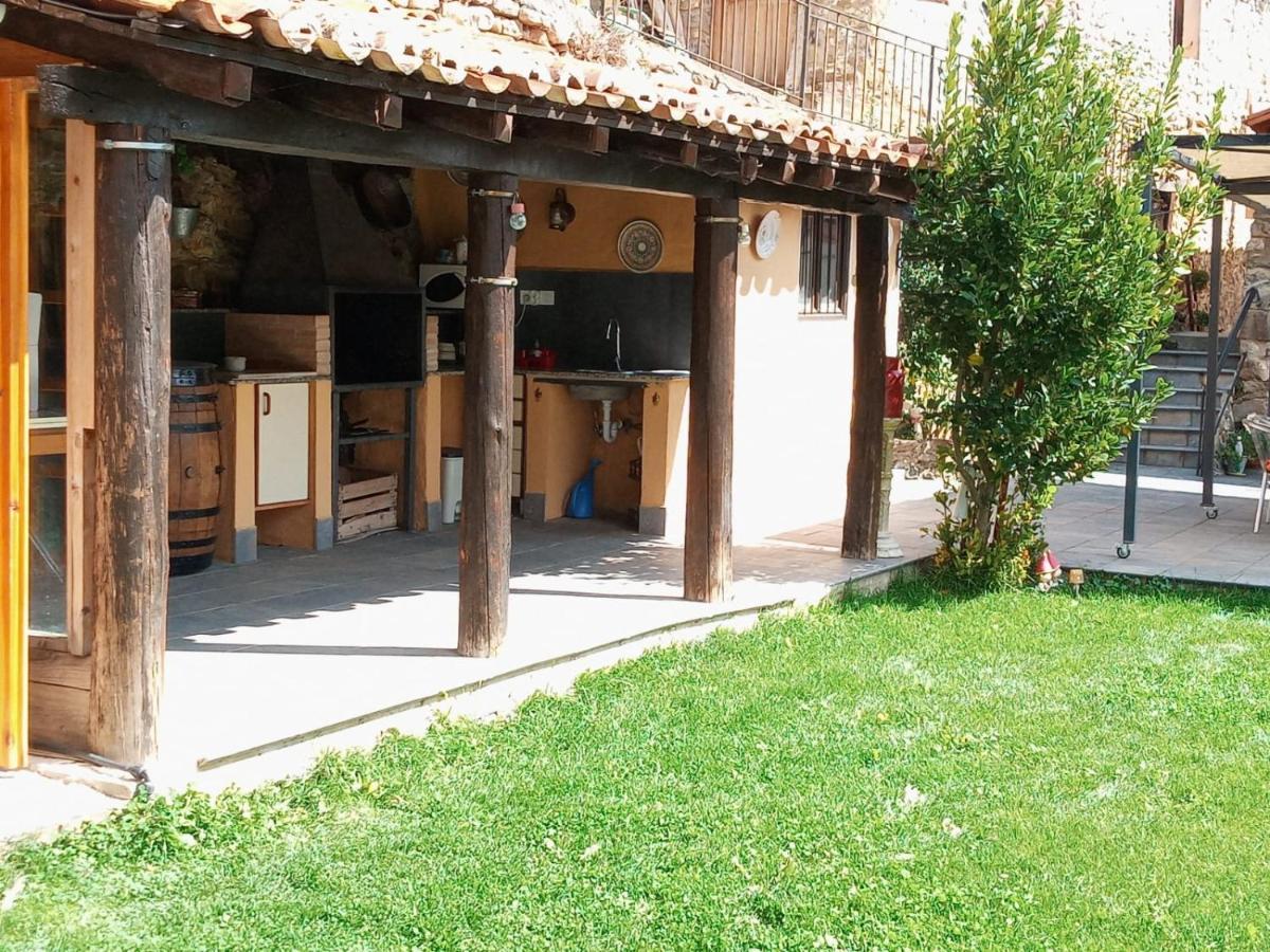 Casa Rural La Media Legua * Villoslada de Cameros