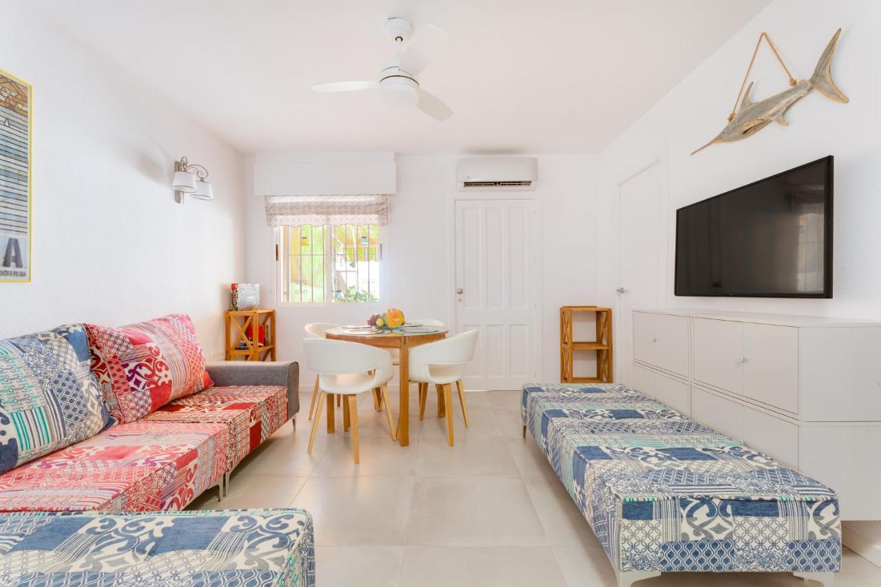 Casa Torre Y Mar With 2 Bedrooms Pool Barbecue Patio & Sun Terrace Torrevieja