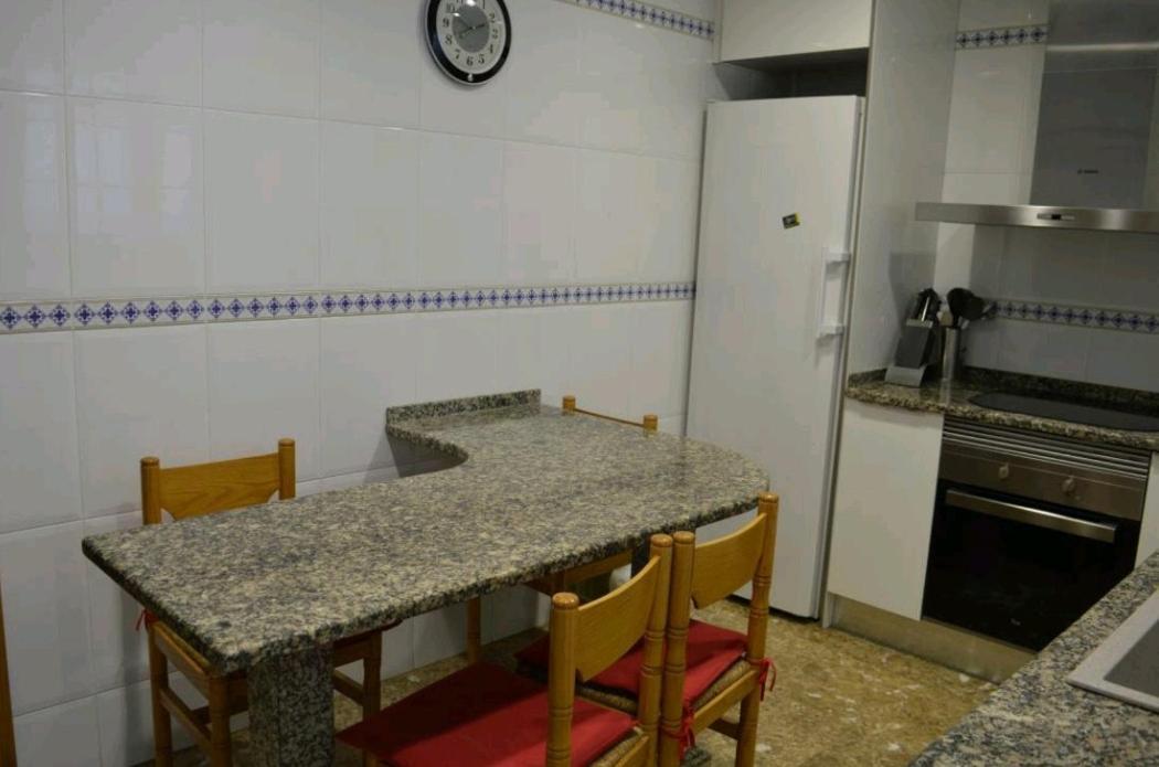 R116 Con Piscina Privada En * Cunit