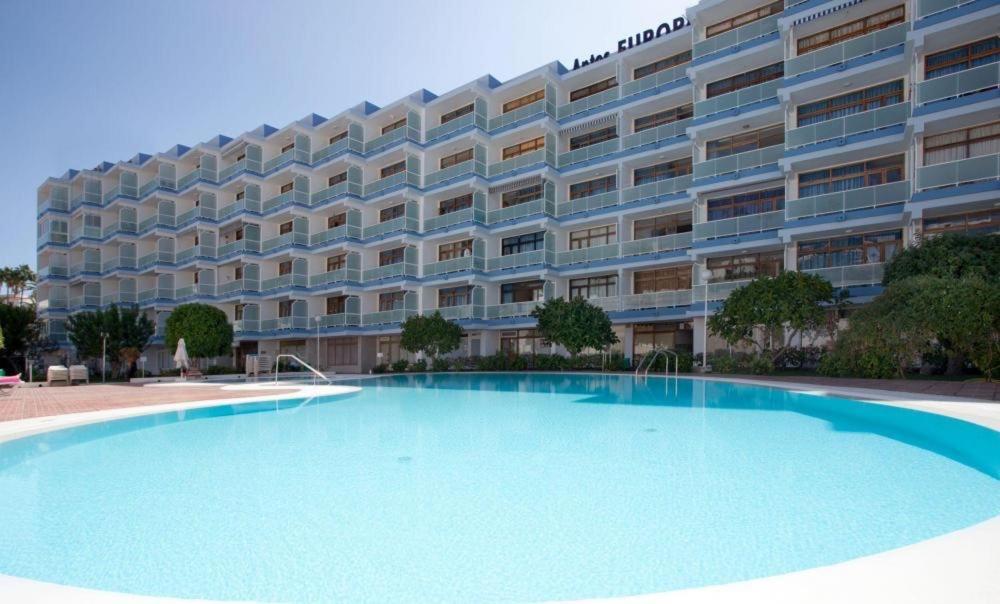 Europa, Apartment *
